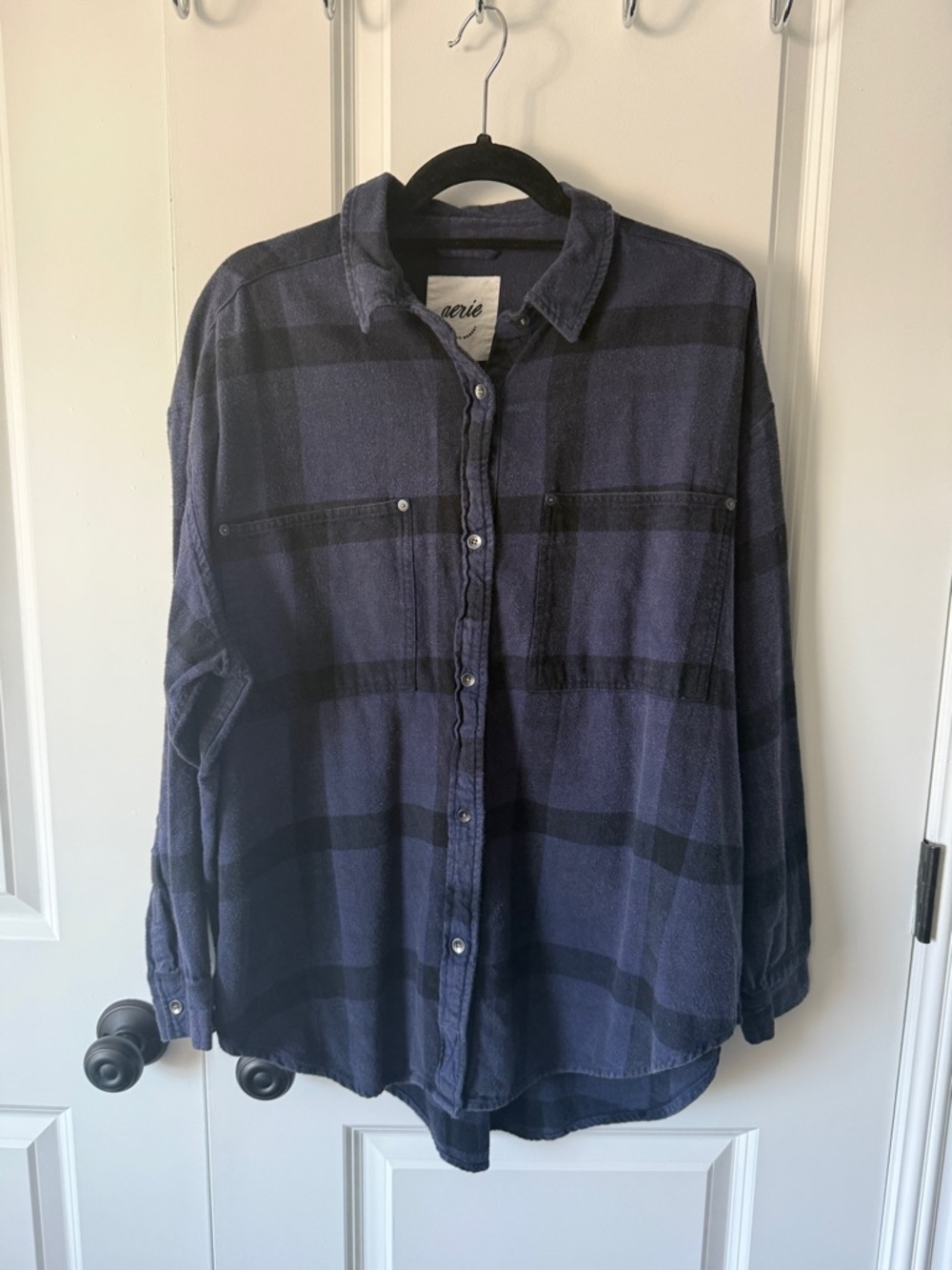 aerie Women's Navy and Black Plaid Button-Down Shirt